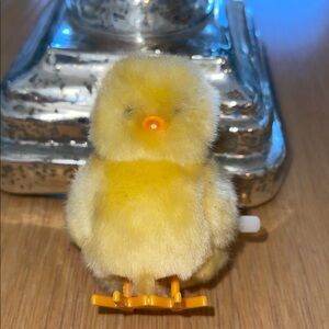 Yellow Plush Baby chick wind up movable toy